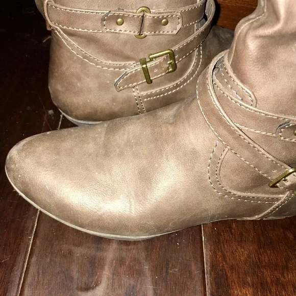 Womens Knee-High Slouch Boots - Picture 5 of 6